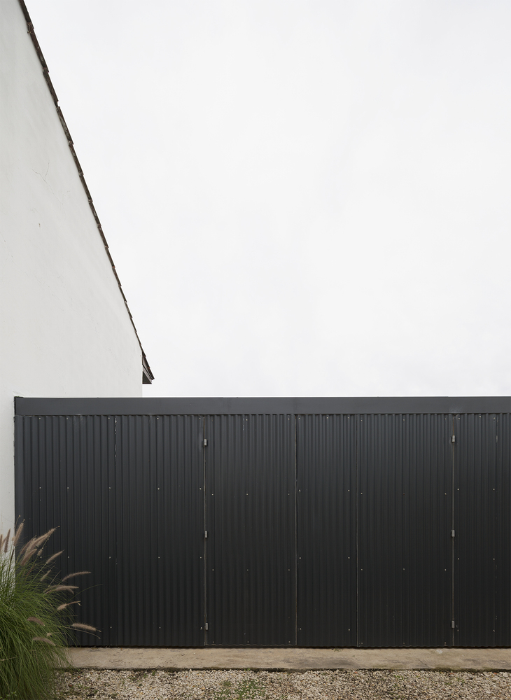 阿根廷沉默住宅 IV——隔世独居的宁静空间-20