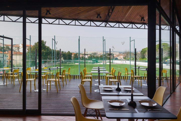 Clube 39(葡萄牙足球俱乐部集装箱建筑)-49