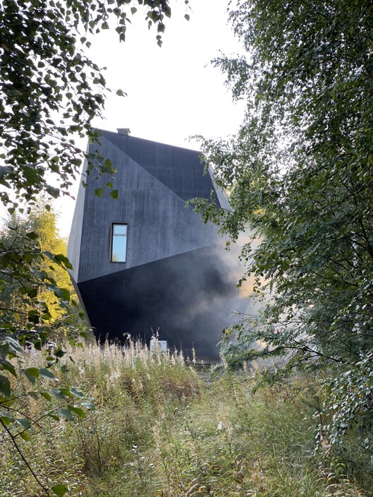 芬兰“陨石”住宅丨芬兰拉赫蒂丨Ateljé Sotamaa-27