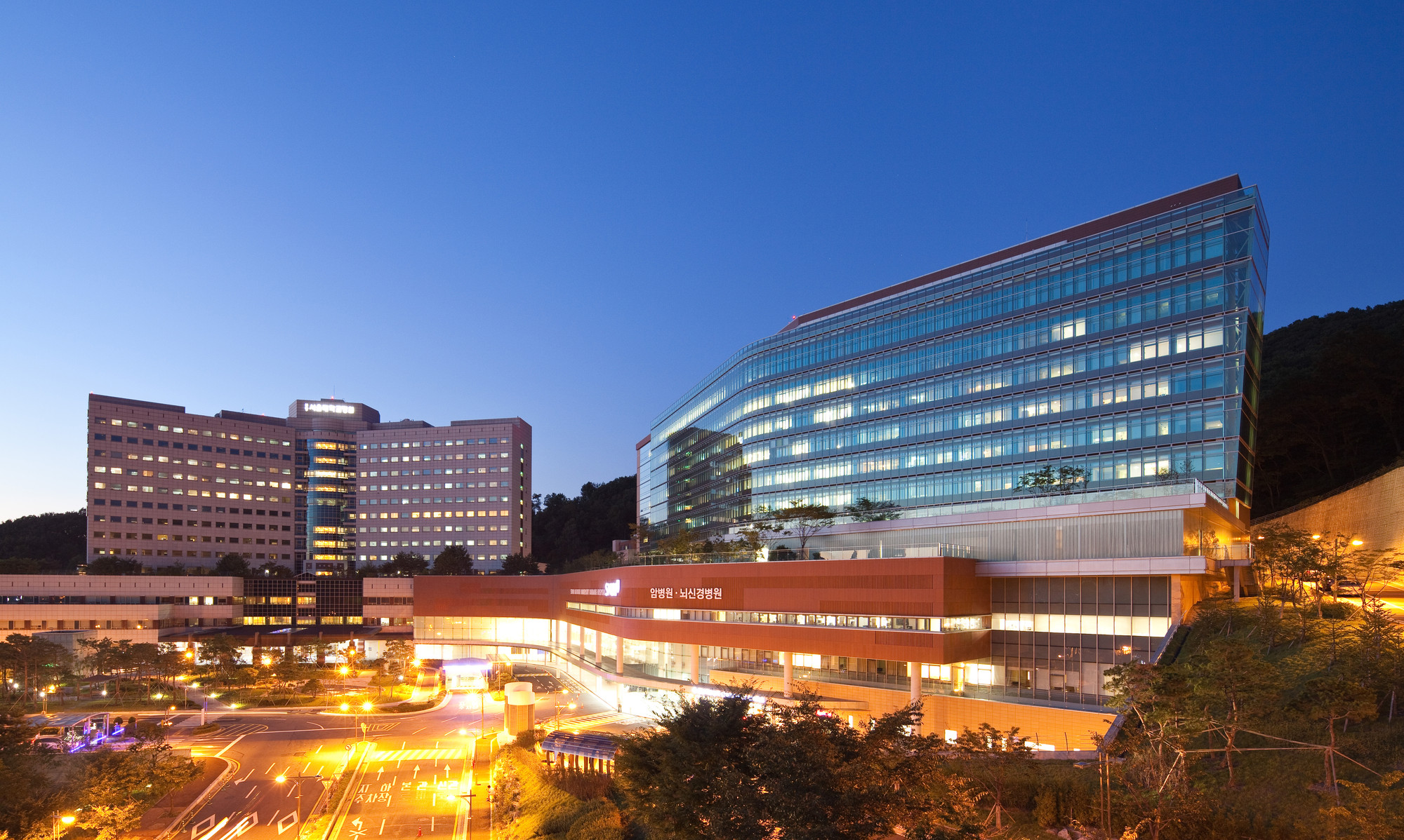 Bundang Seoul National University Hospital  JUNGLIM Architecture-40
