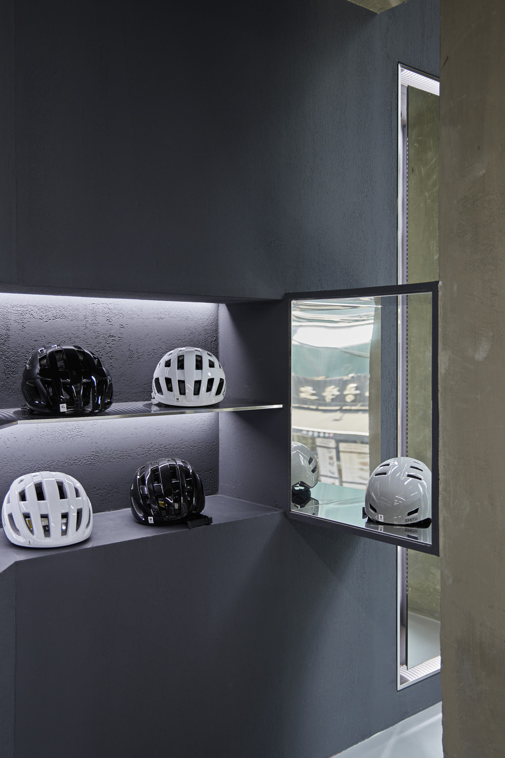 高级运动服装店设计，打造现代与传统的完美融合-22