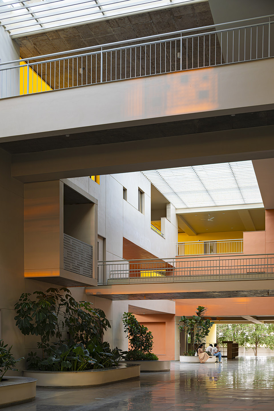 彩虹国际学校丨印度丨Spacefiction Studio-49