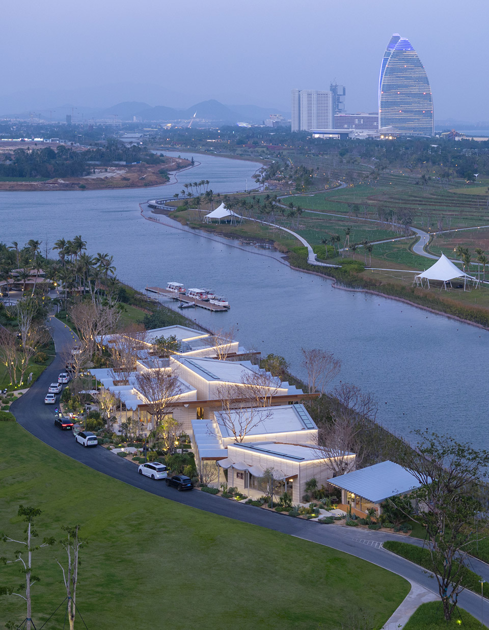 三亚华润海棠湾水岸Center丨中国海南丨vari architects几里建筑-112
