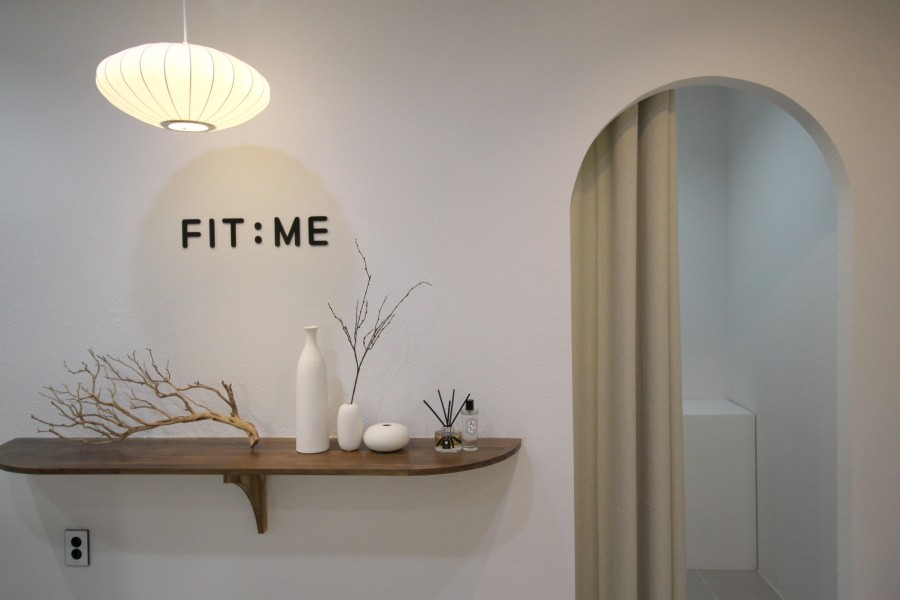 简约白诠释时尚 釜山服装店设计魅力-5