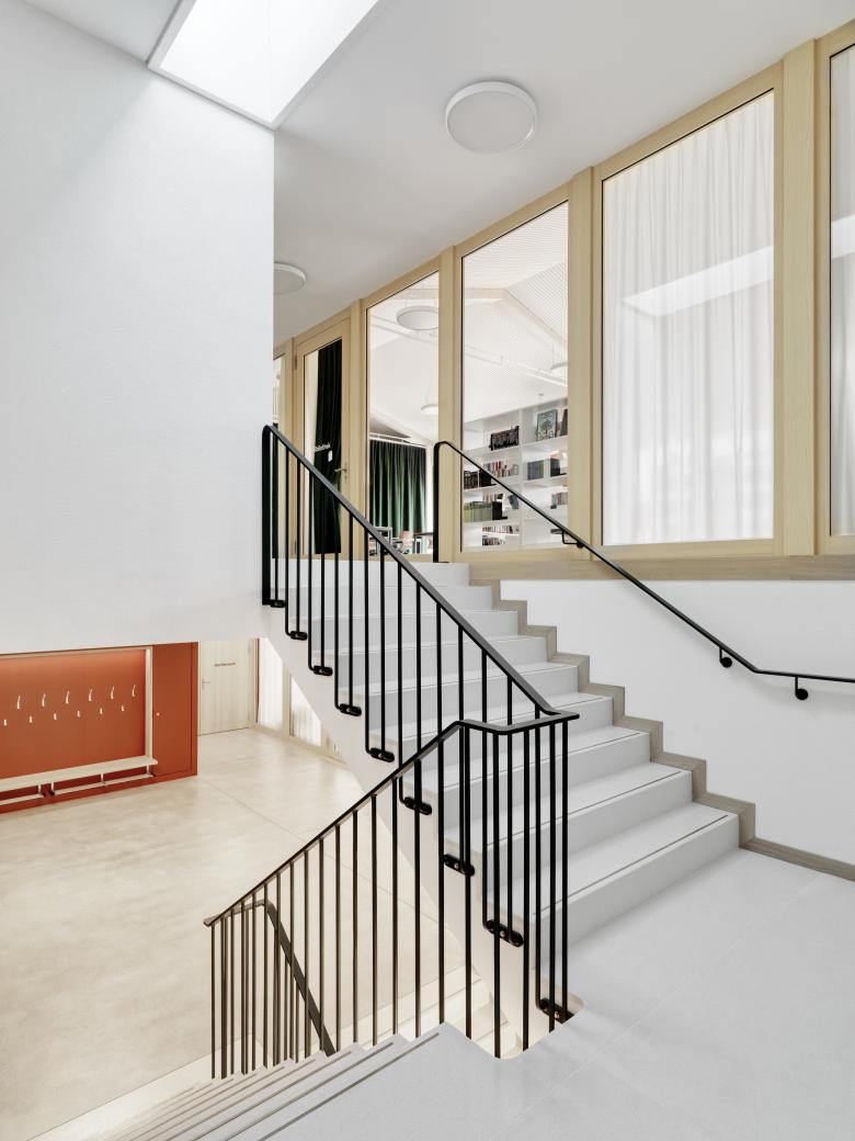 Frasnacht 小学扩建项目丨瑞士丨Tom Munz Architekt*innen-12