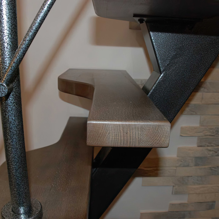 直梯到二楼楼梯设计与制作丨Gradius（乌克兰）-1