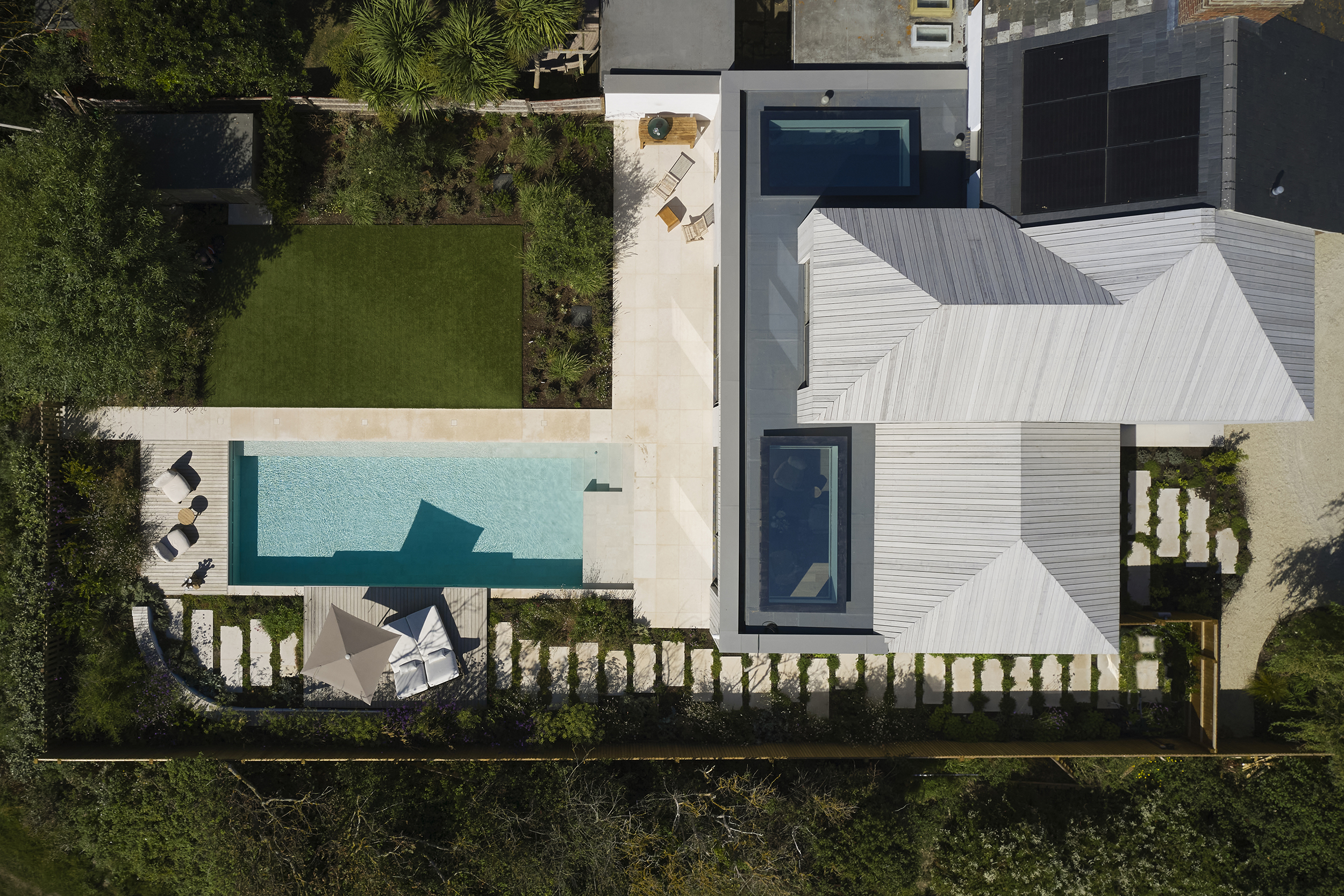 凯克姆庄园（注：House常见有房子、住宅等意思，在涉及特定建筑名称时，庄园的表述更为合适，但如果有特定背景表明应是其他译法，需根据实际情况调整） 丨英国丨Adam Knibb Architects-26