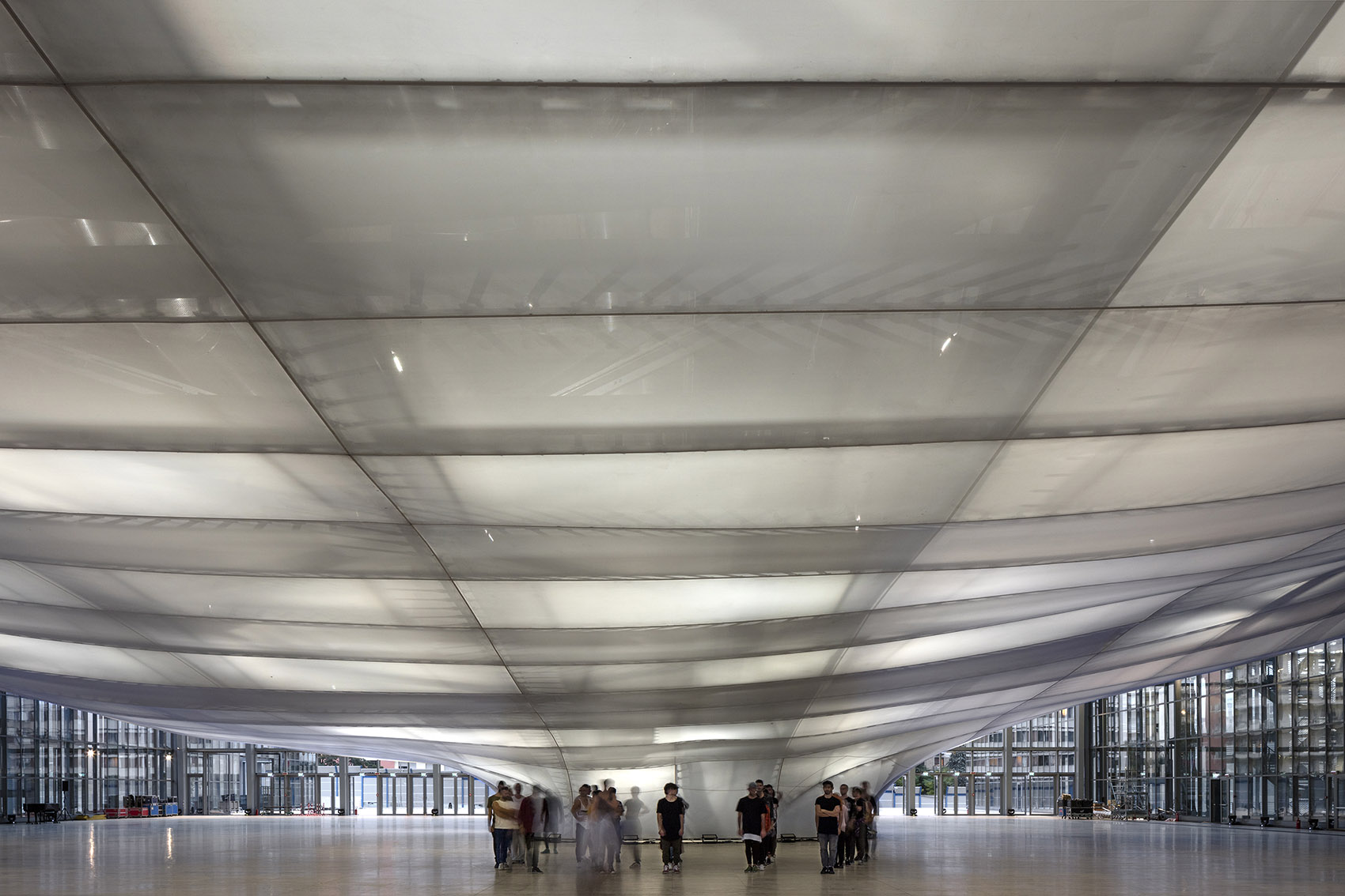 新罗马EUR会议中心和酒店 & “云” / FUKSAS-113