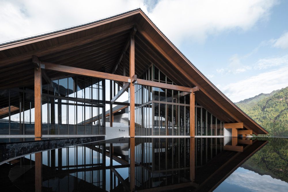 重庆雲山小镇 | 木结构艺术馆与景观的完美融合-30