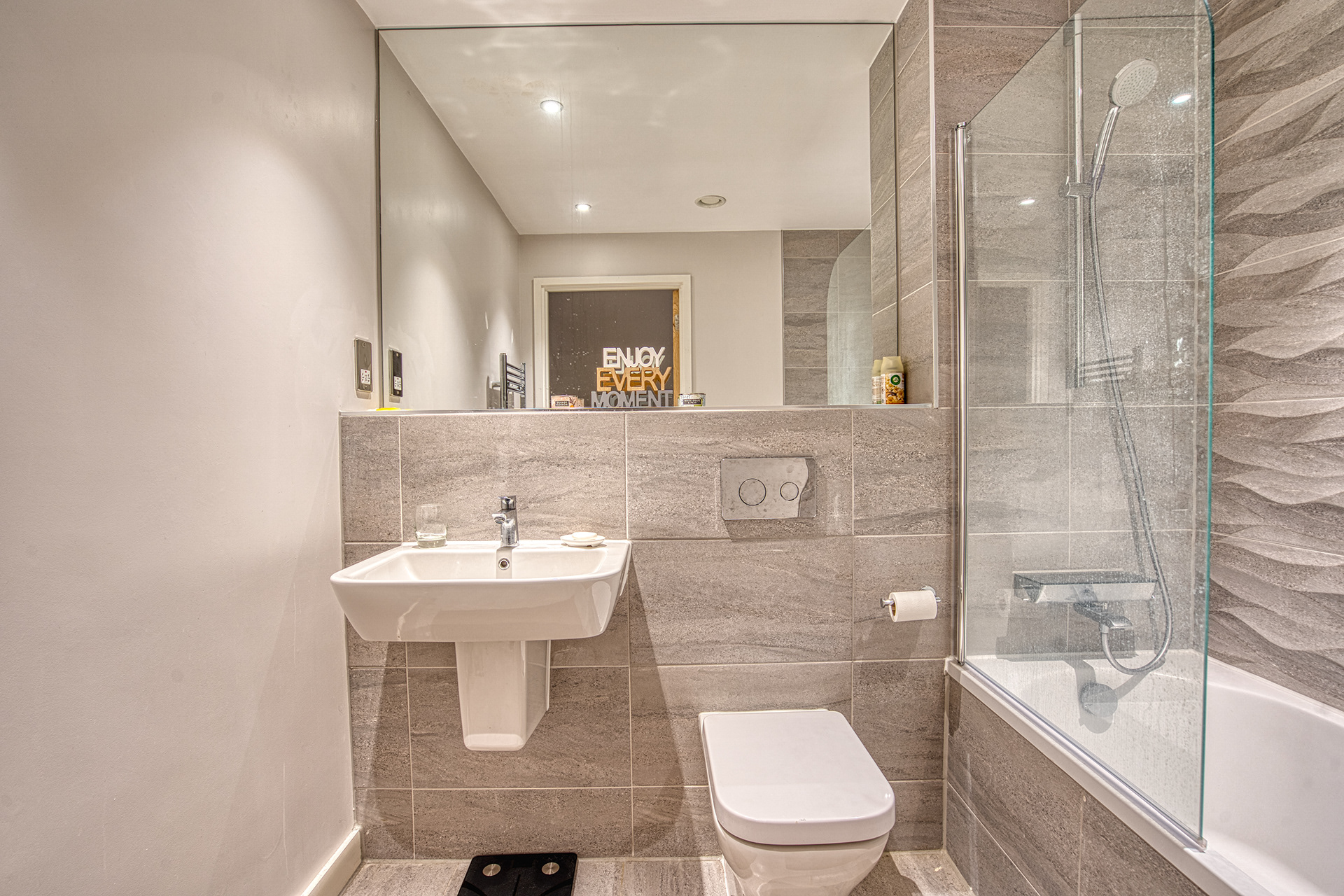 2 Bedroom Flat 照片拍摄-21