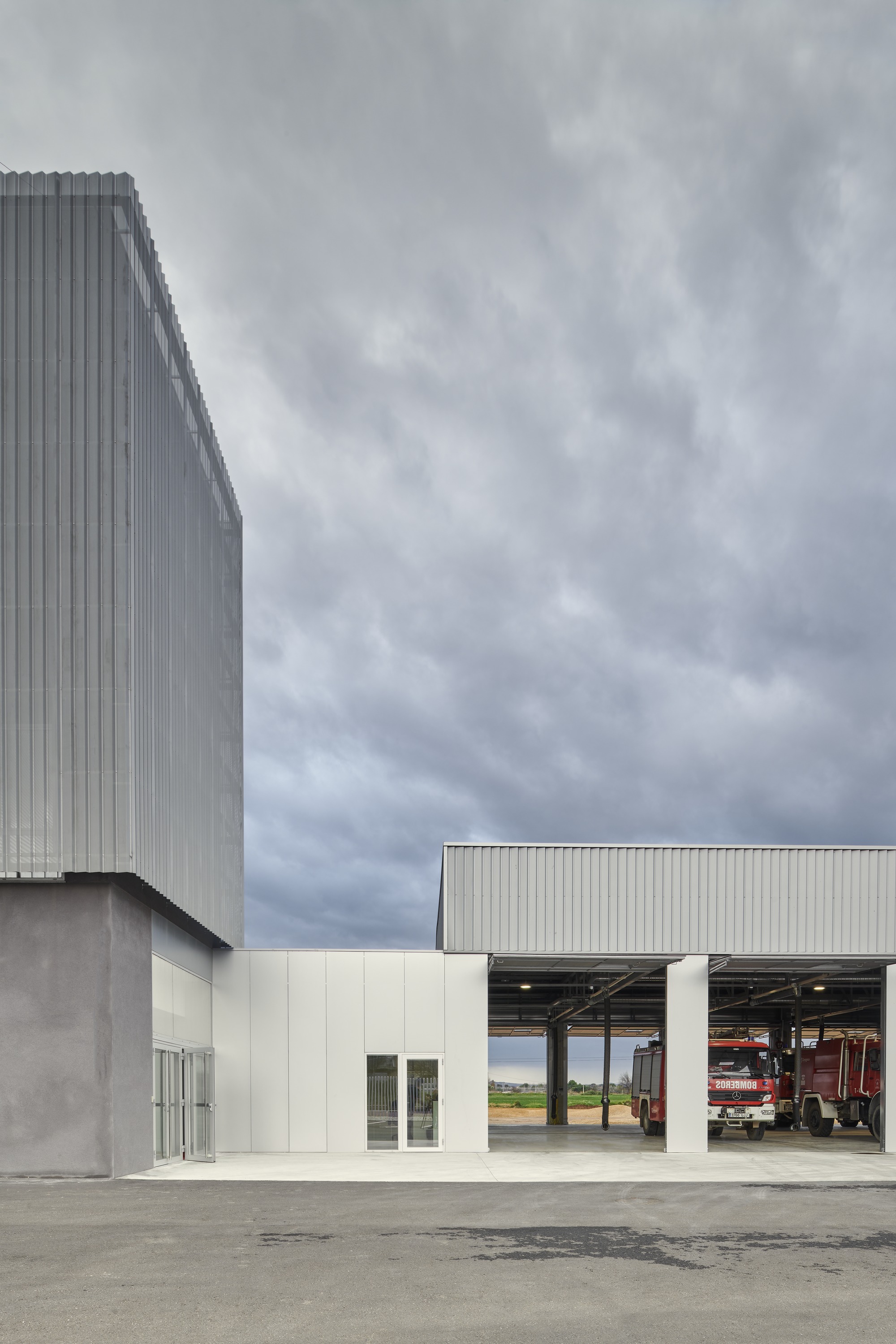 Fire Station No. 4 / IDOM-47