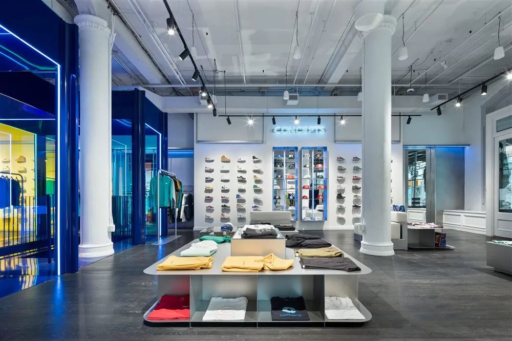 加拿大 Concepts 最新鞋店设计丨Sid Lee Architecture-0