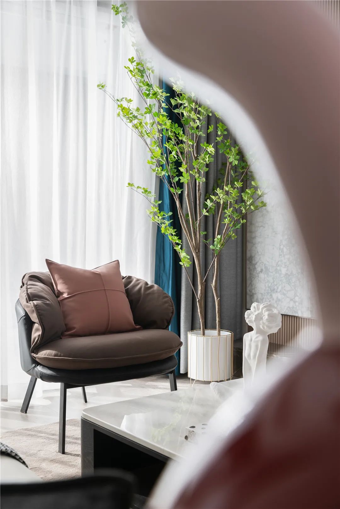 品辰新作 | 泸州绿地样板间 | 摩登与高级尔雅的融合-23