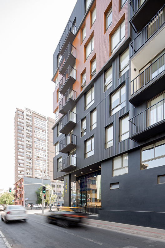 智利圣地亚哥学生公寓建筑设计-4