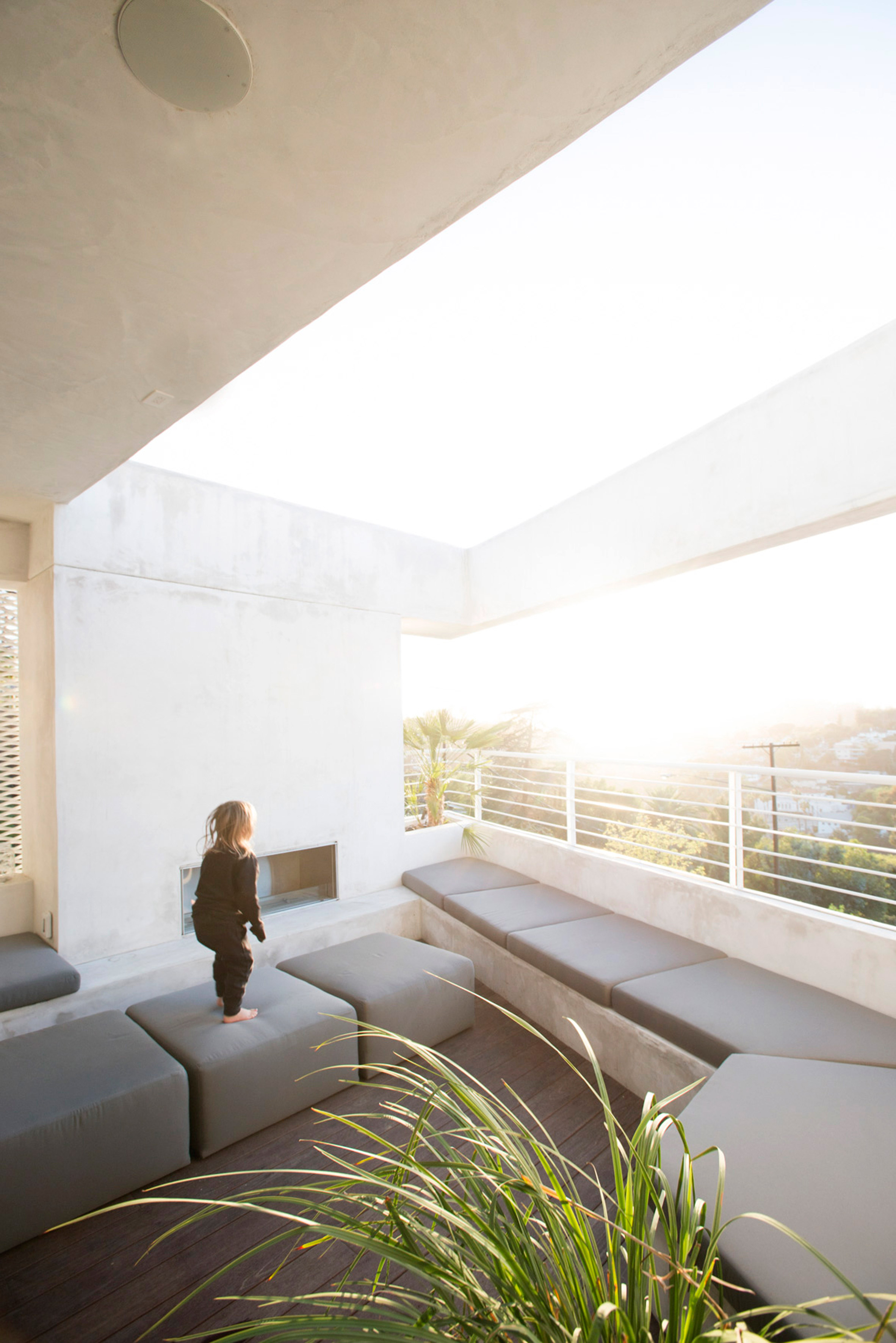 Tino Schaedler takes cues from movie sets for his LA family home-13