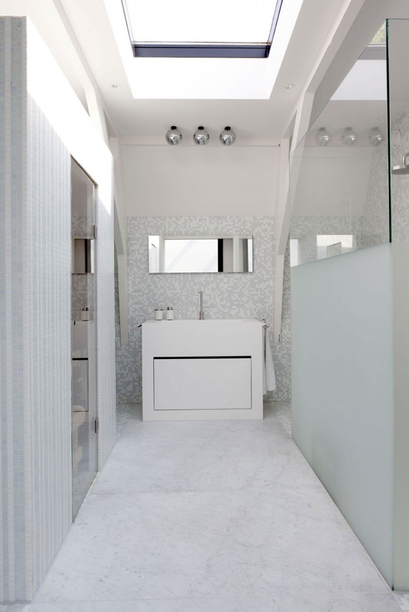 Manor by the River by Remy Meijers-16