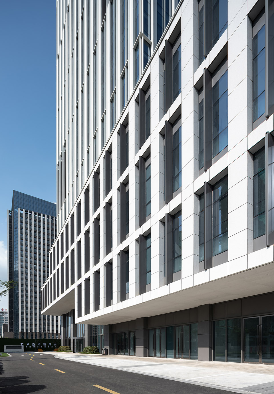 常州总部经济区绿创大厦丨中国常州丨简和建筑设计事务所有限公司-30