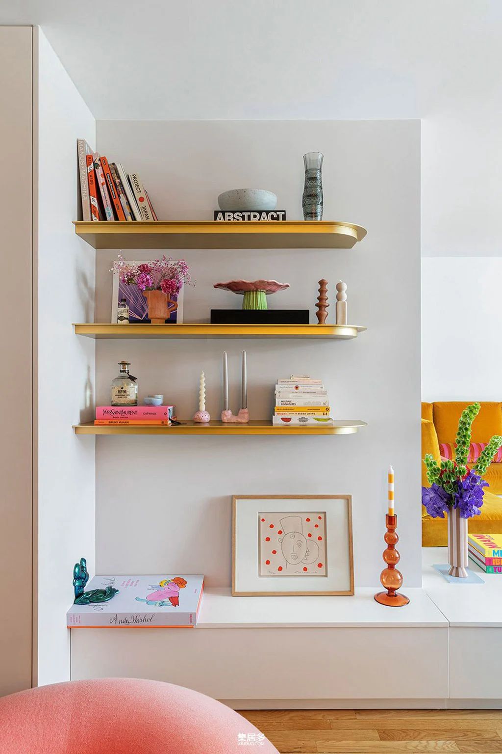 马德里标志性建筑中色彩缤纷的公寓设计-3