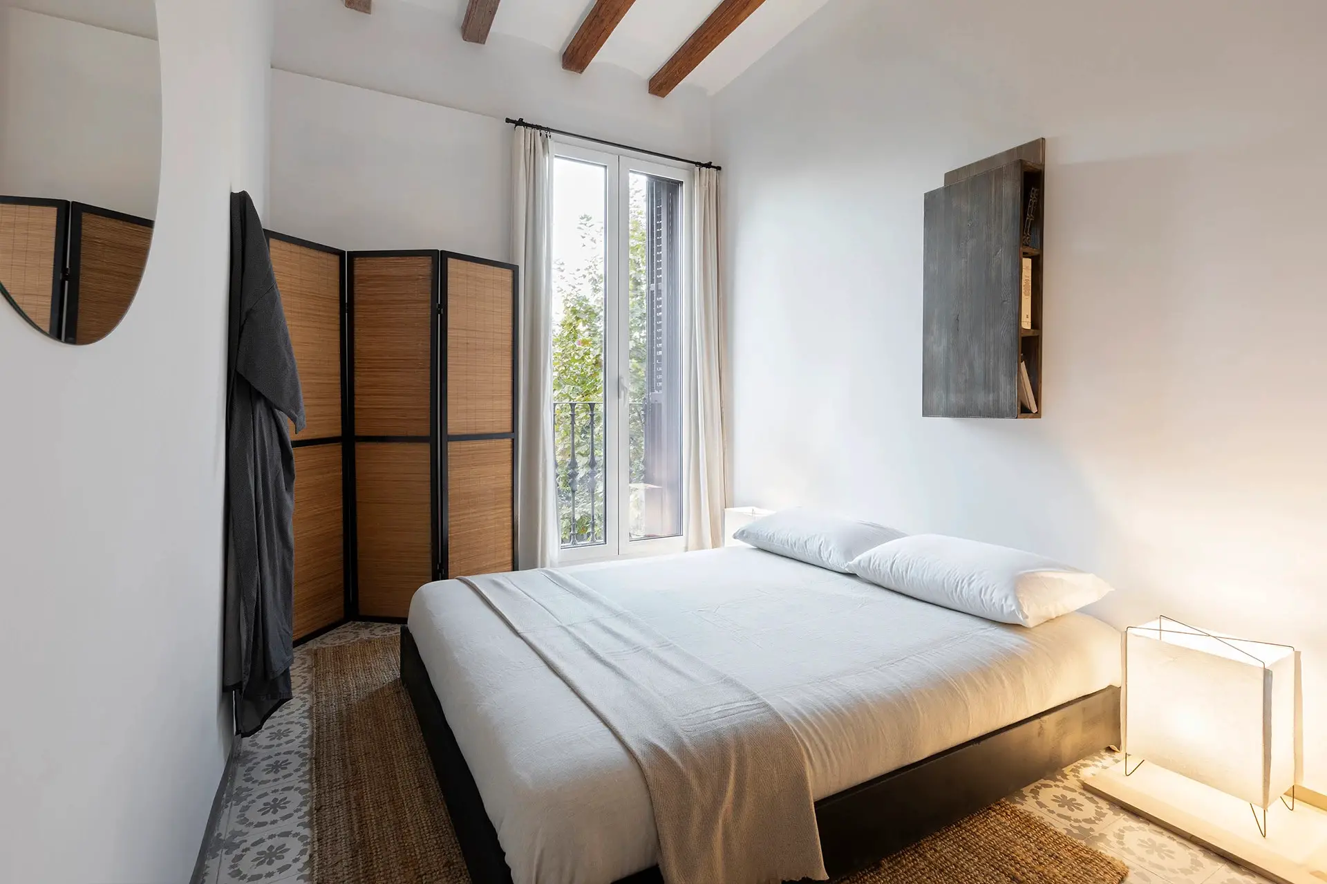 巴塞罗那日式山脉灵感公寓设计-15