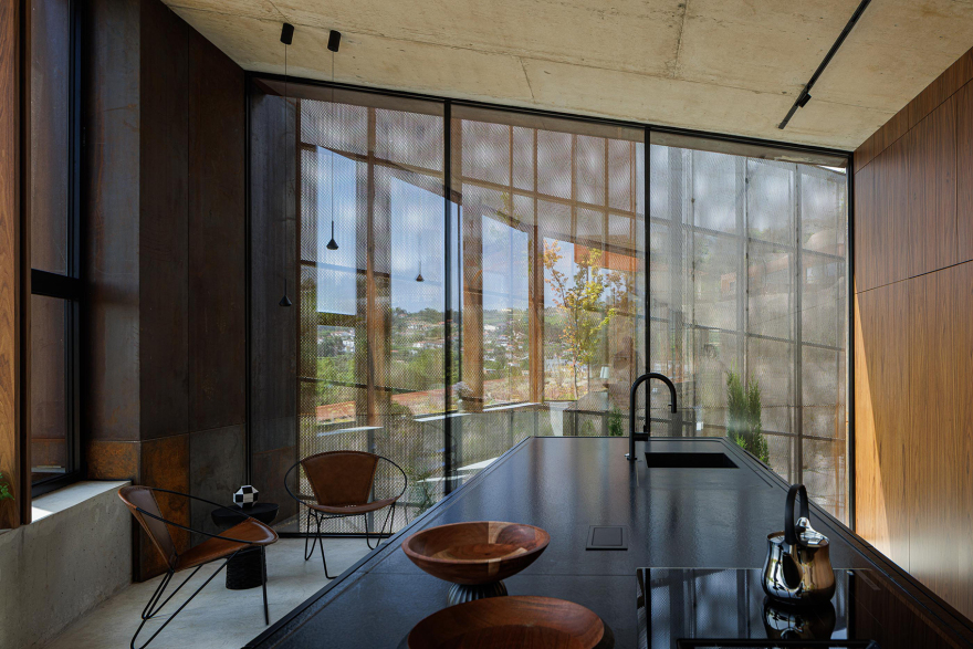 耐候之屋(Casa Corten)丨葡萄牙丨HPA Arquitetura e Investimentos-28