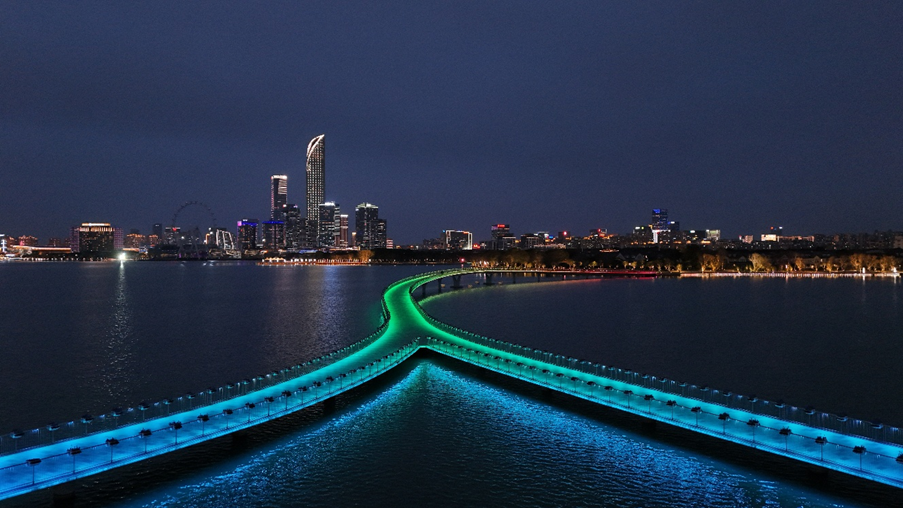 寰古｜金鸡湖智慧夜光跑道-11