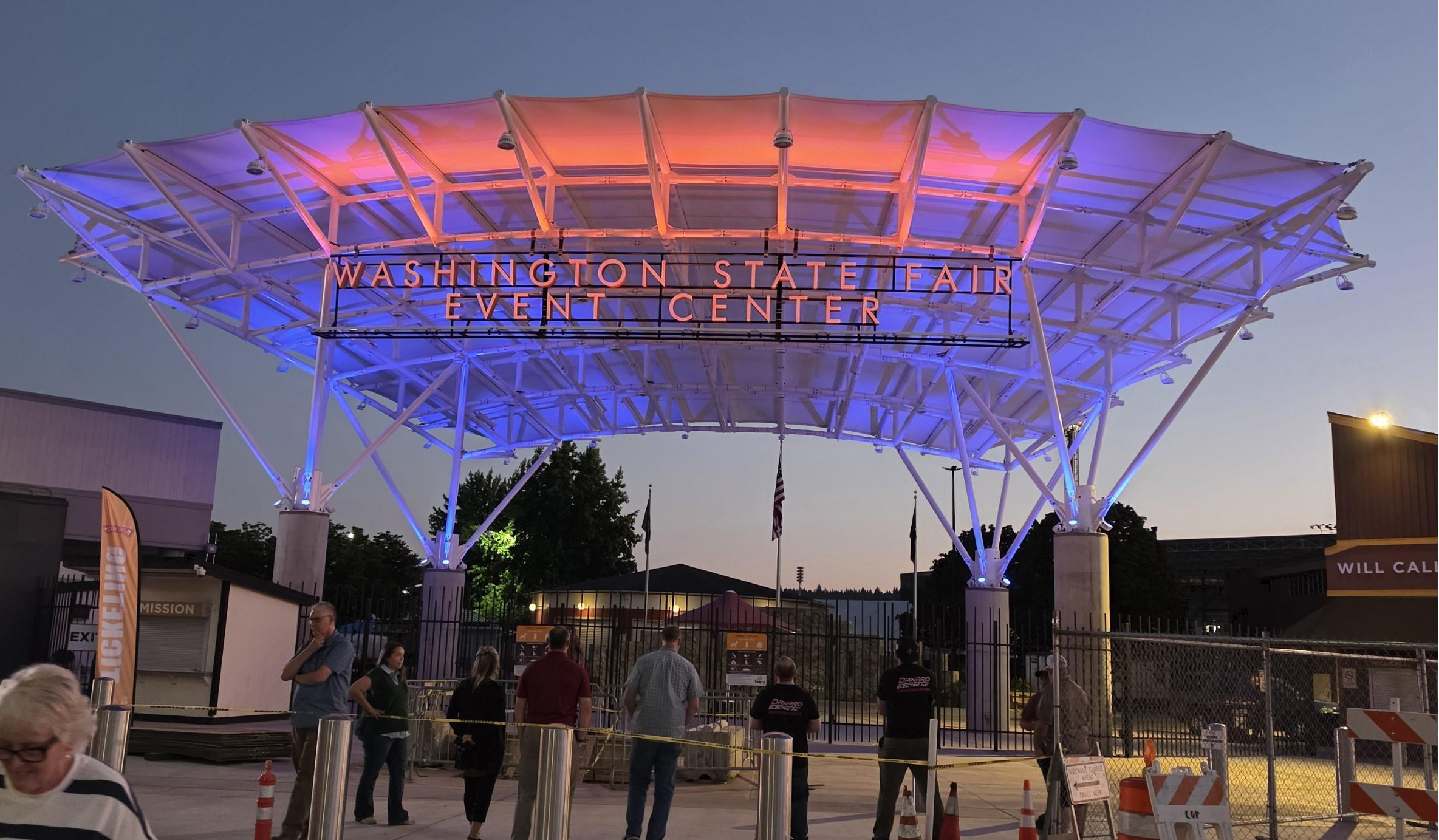 华盛顿州博览场馆入口雨棚项目丨美国华盛顿-24