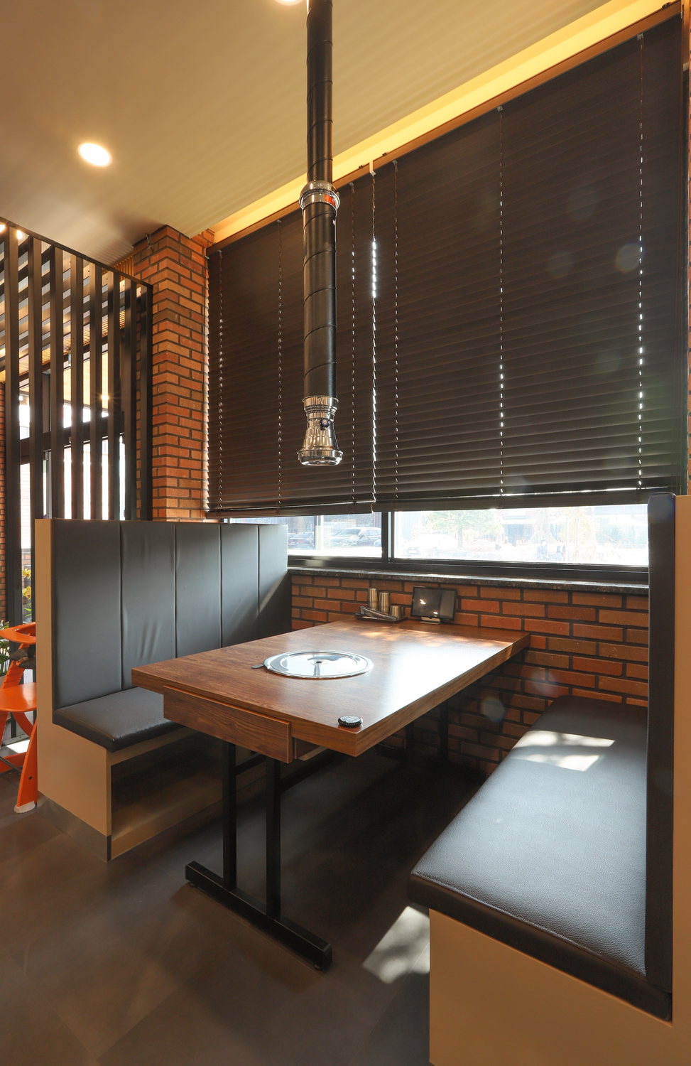 现代简约 150 平米复式公寓，温馨舒适的家居设计-12