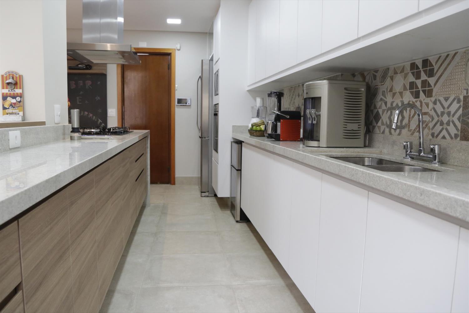 巴西 Vila Mariana 的温馨木结构住宅设计-4