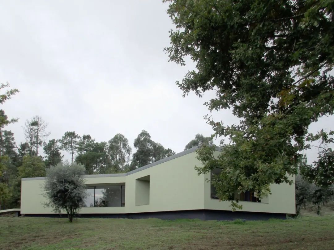 250 m²葡萄牙退休住宅-18