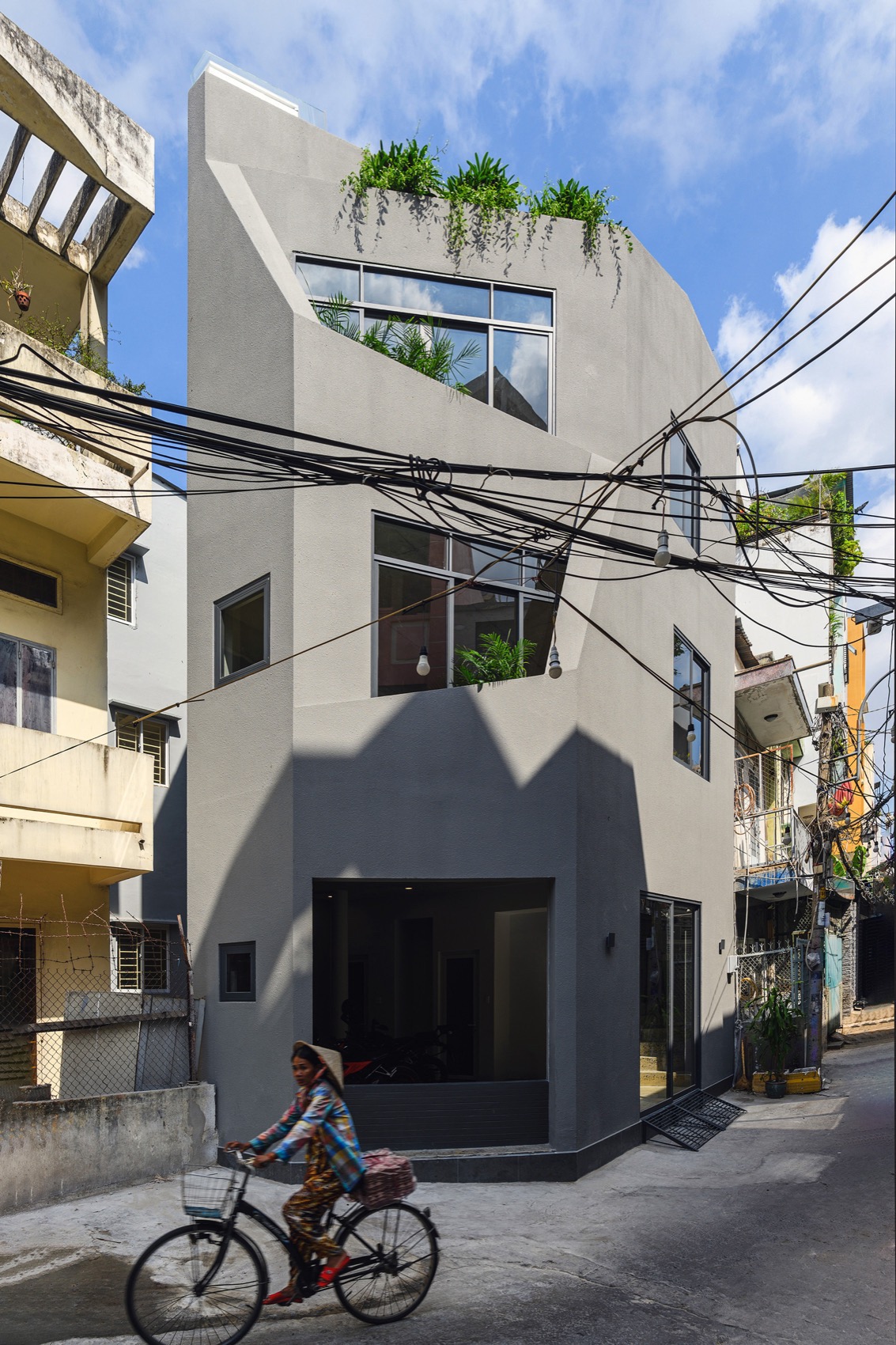 越南 CORNERSTONE 综合用途建筑丨越南胡志明市丨ROOM+ Design & Build-8