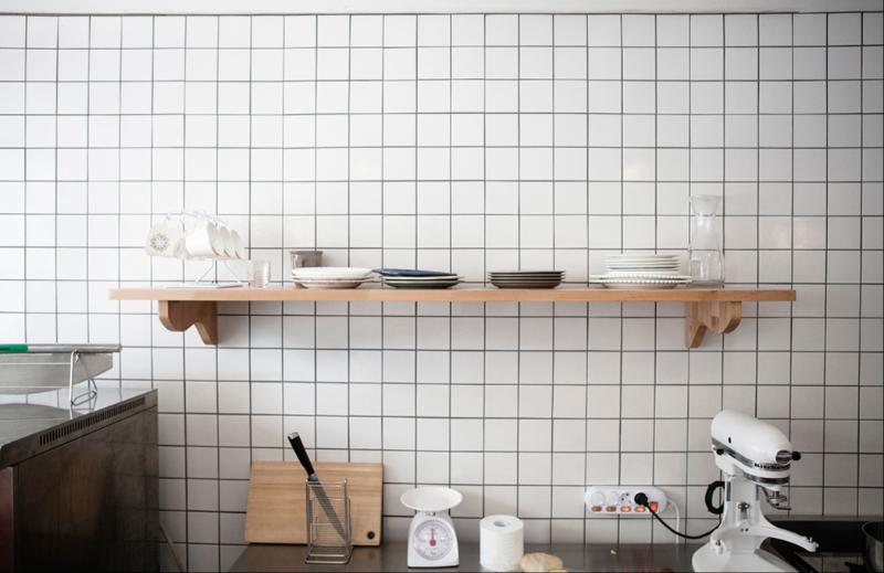 20 平米咖啡店，专业室内设计打造的小空间大作为-7