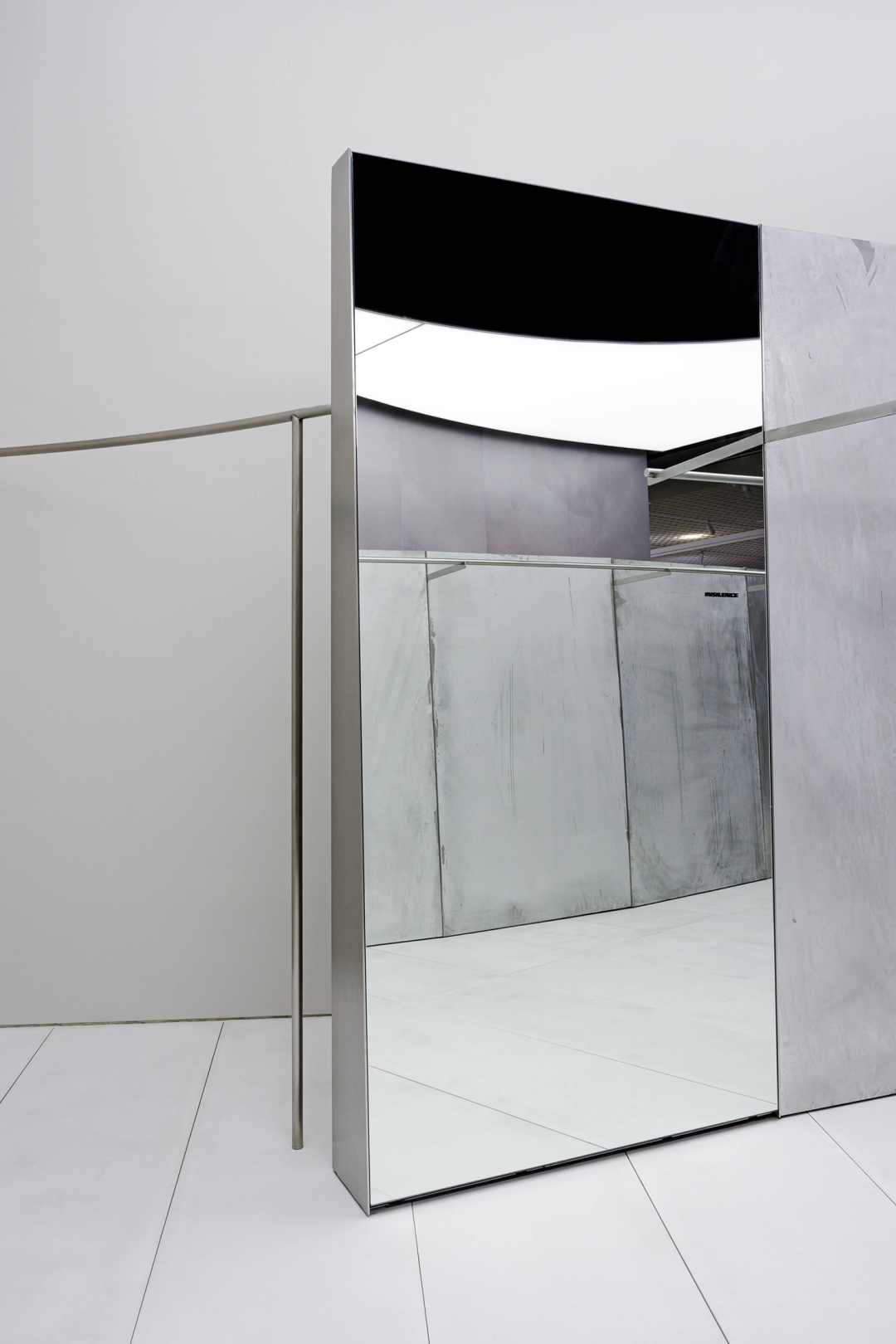 韩国  Creative Studio Unravel 10 个先锋设计 -393