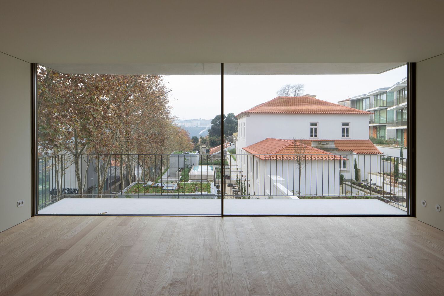 葡萄牙 DPV 住宅楼丨阿德里亚诺·皮门塔-30