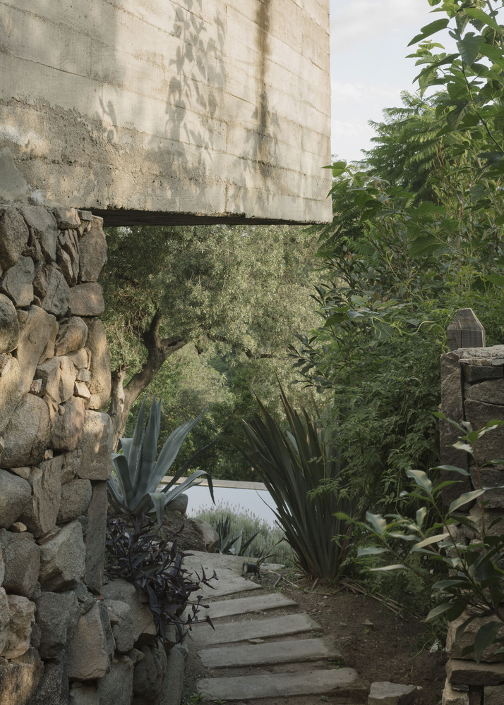 阿根廷 Río Ceballos 三元素住宅丨Agustín Lozada-35