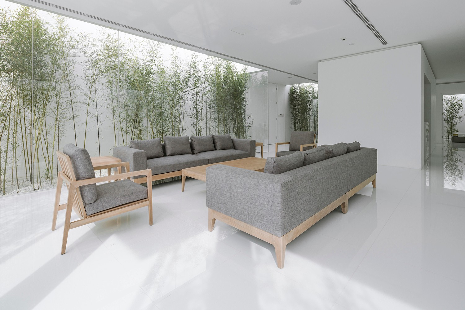 “闹中取静”——购物大厦上建立起竹林环绕的私人会所-39