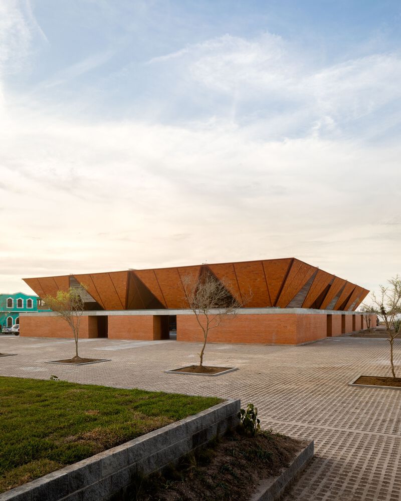 墨西哥 Matamoros 市场丨Colectivo C733-41