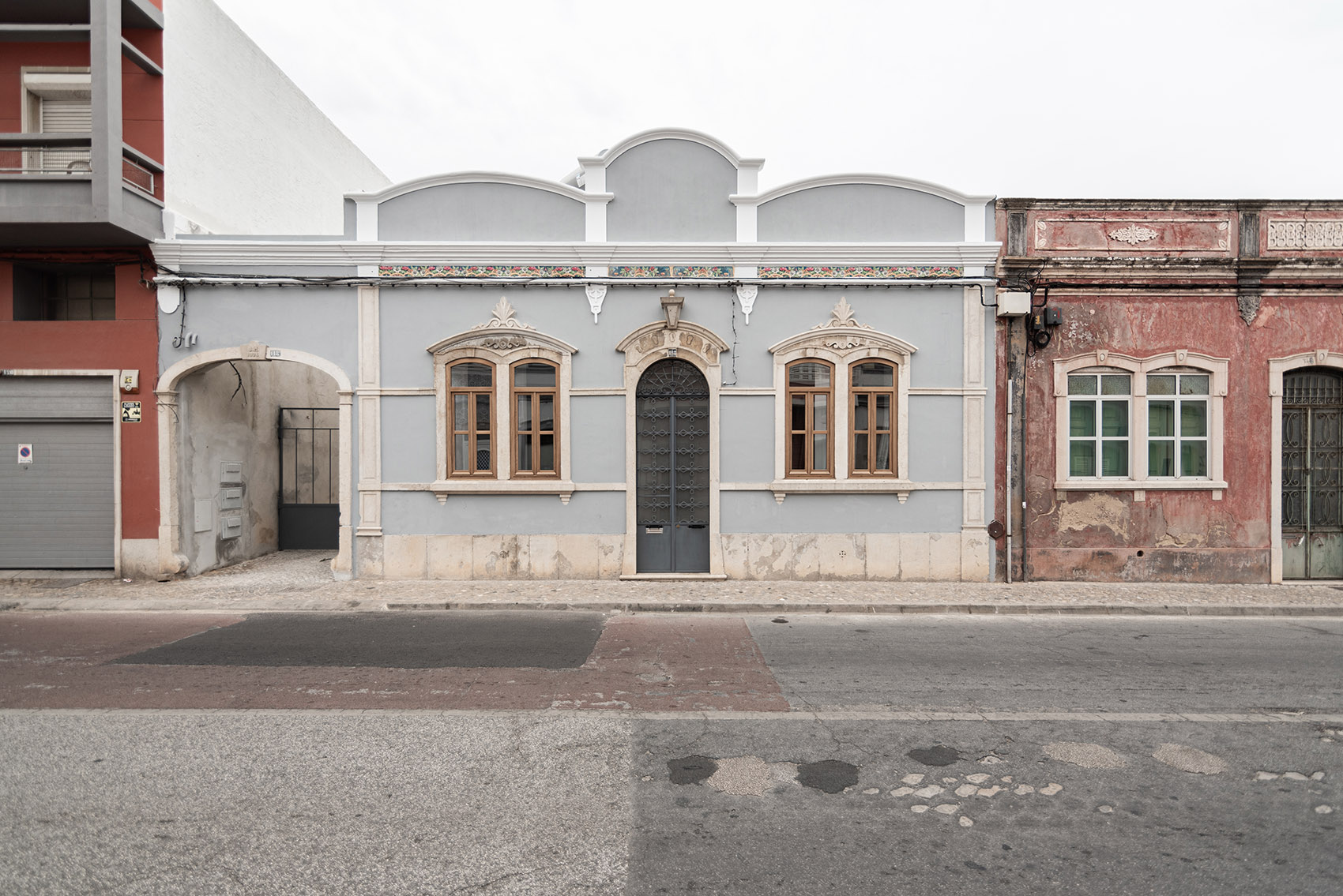 葡萄牙三栋建筑的混凝土立面设计丨Corpo Atelier-3