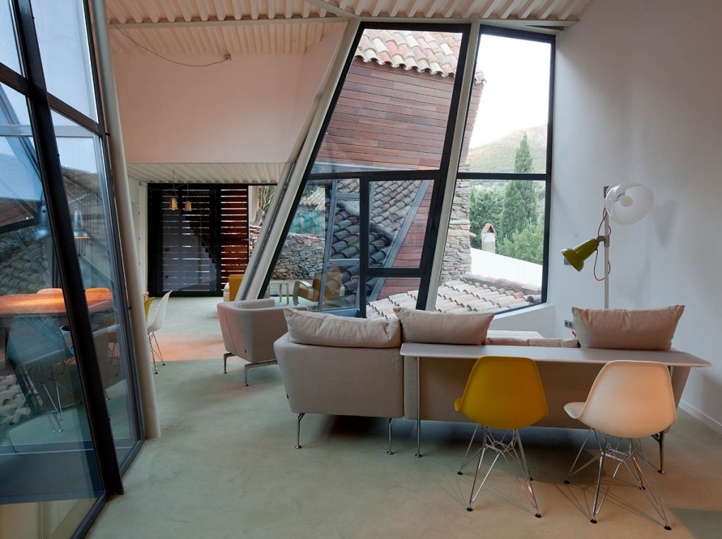 石墙环绕的加泰罗尼亚乡村康复中心-13