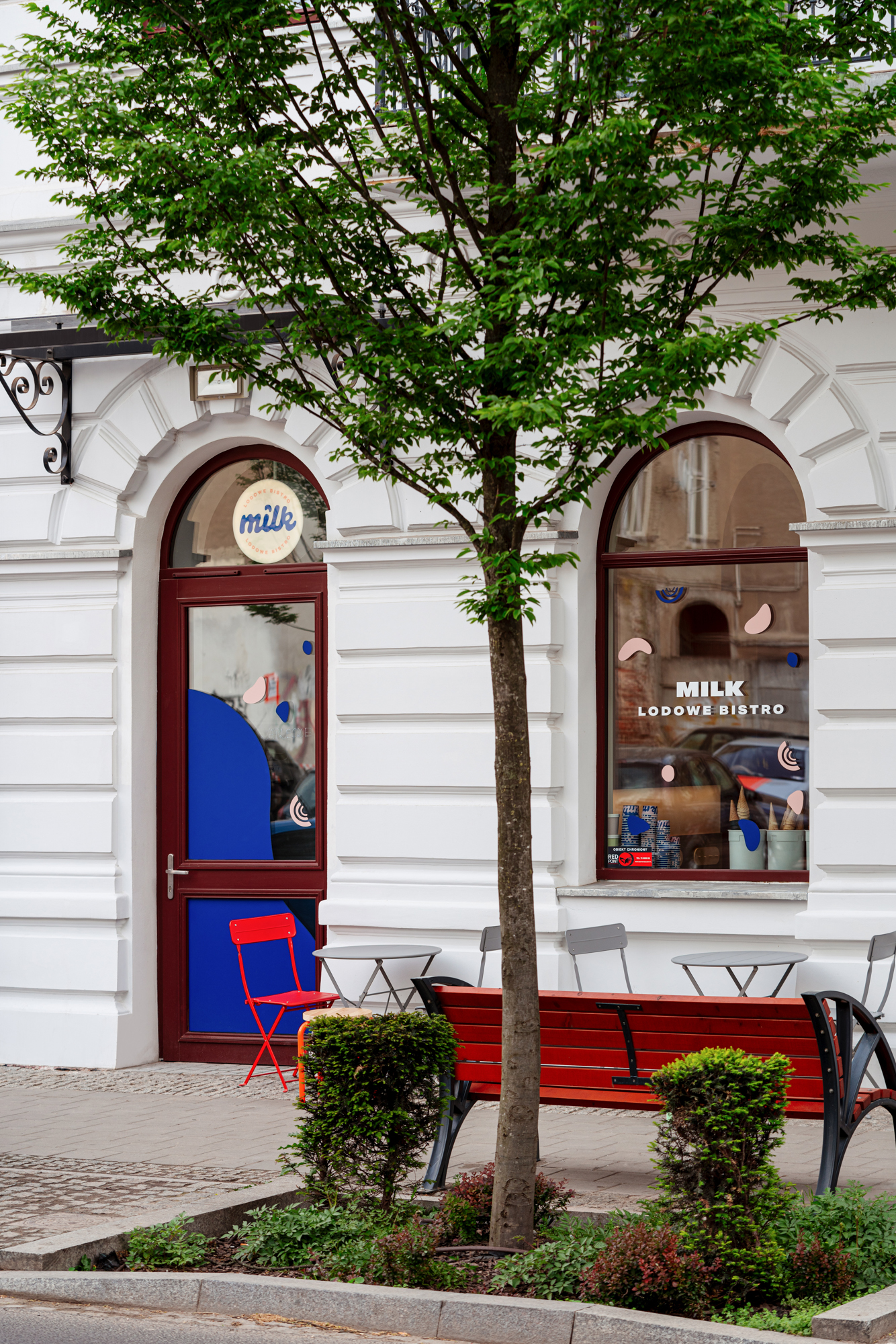 MILK Lodowe Bistro In Łódź / Hanna Pietras Architects-1