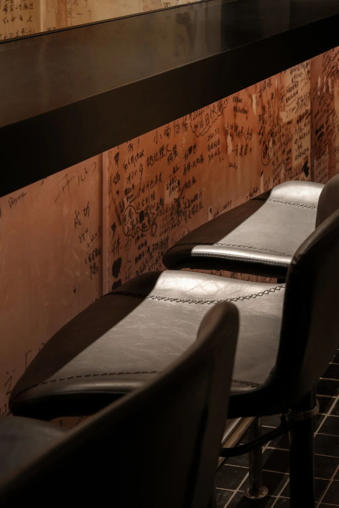 沈阳不二酒馆翻新升级设计丨中国沈阳丨白菜设计-17