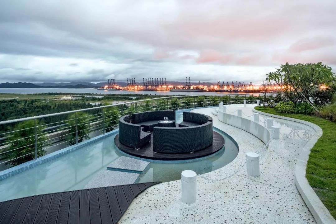 CZD HOTEL | 拥抱大海的现代度假空间-58