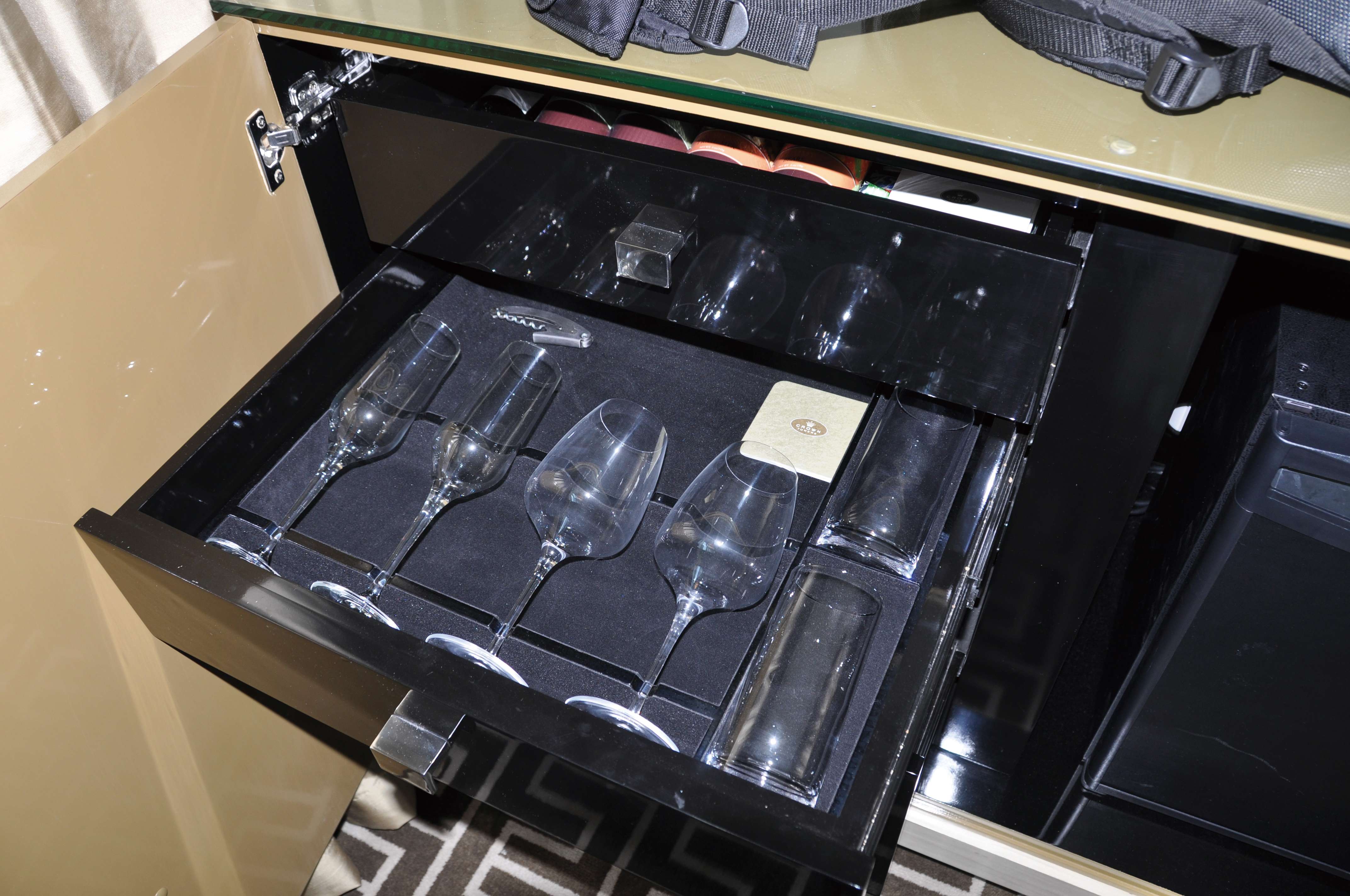 澳门新豪天地皇冠假日酒店 2-4-7