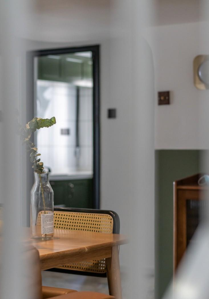 王一樹打造 76㎡中古风理想居所,优化空间动线与收纳-53