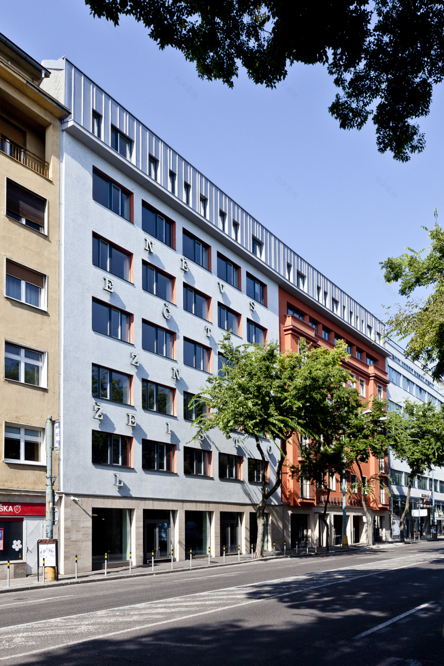 商业花园ŠtefáNikova-12