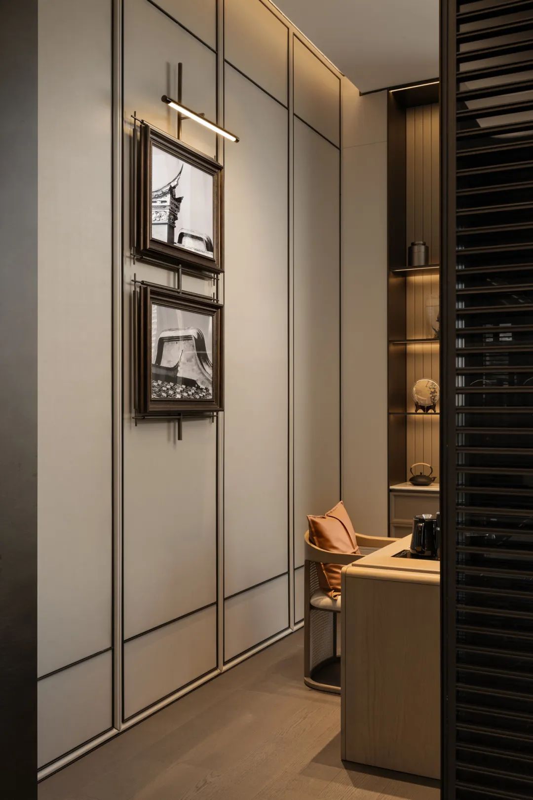 栋三尺设计|依山望江，空间中的精神秩序——现代奢居的仪式与尺度-29