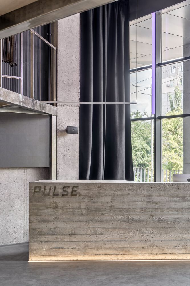 乌克兰 PULSE 运动品牌服饰店丨不详-30