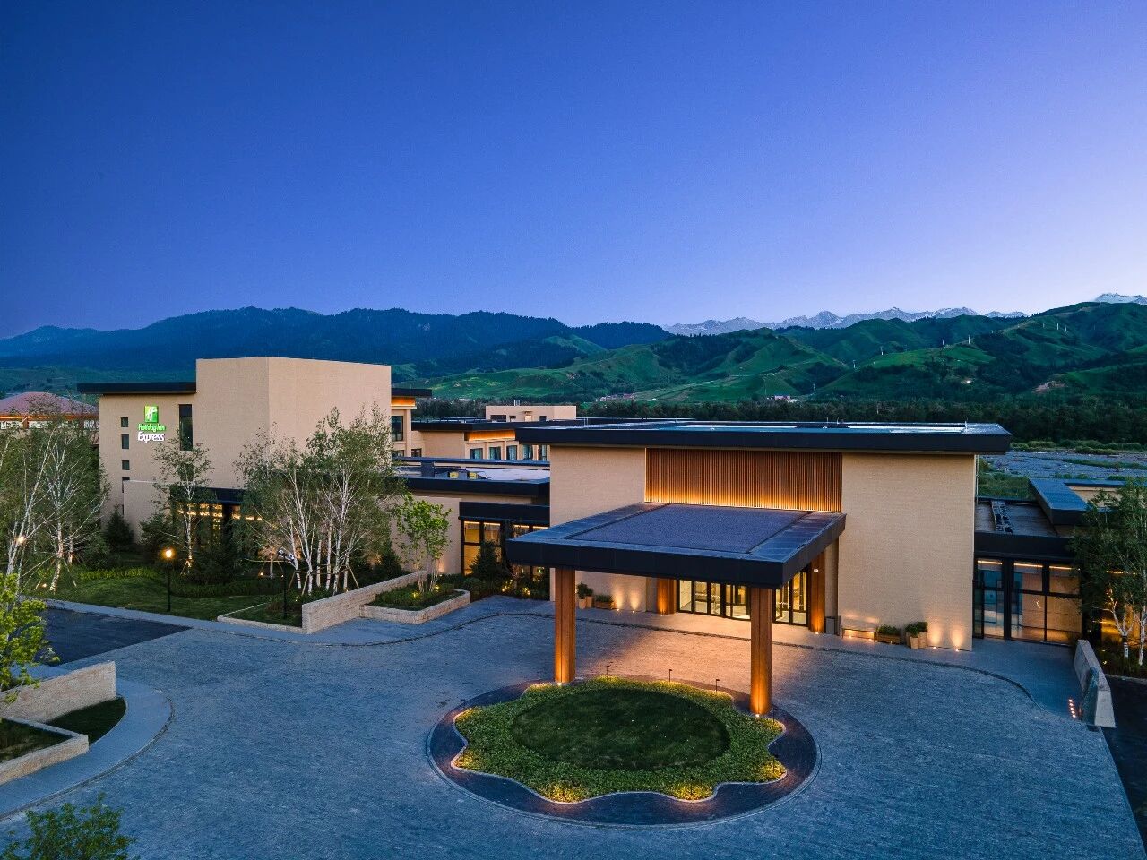 新疆那拉提智选假日酒店丨中国新疆丨CCD郑中设计-59