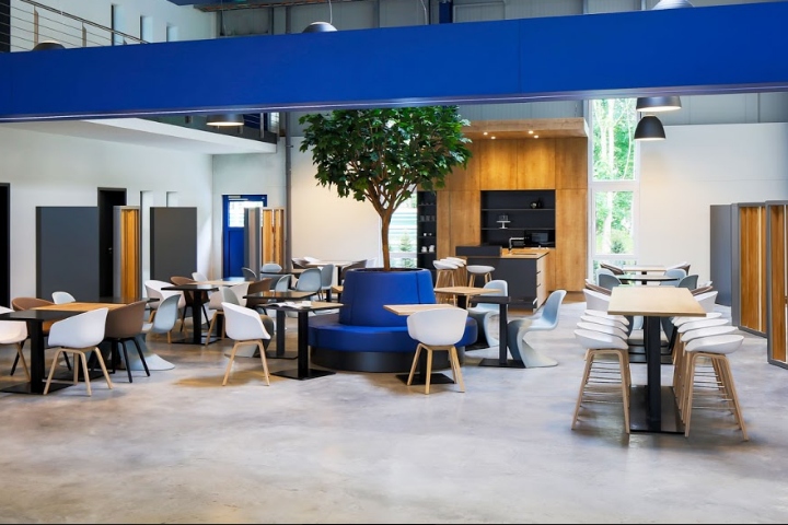 德国 Conec 公司咖啡厅与会议厅的室内设计-0