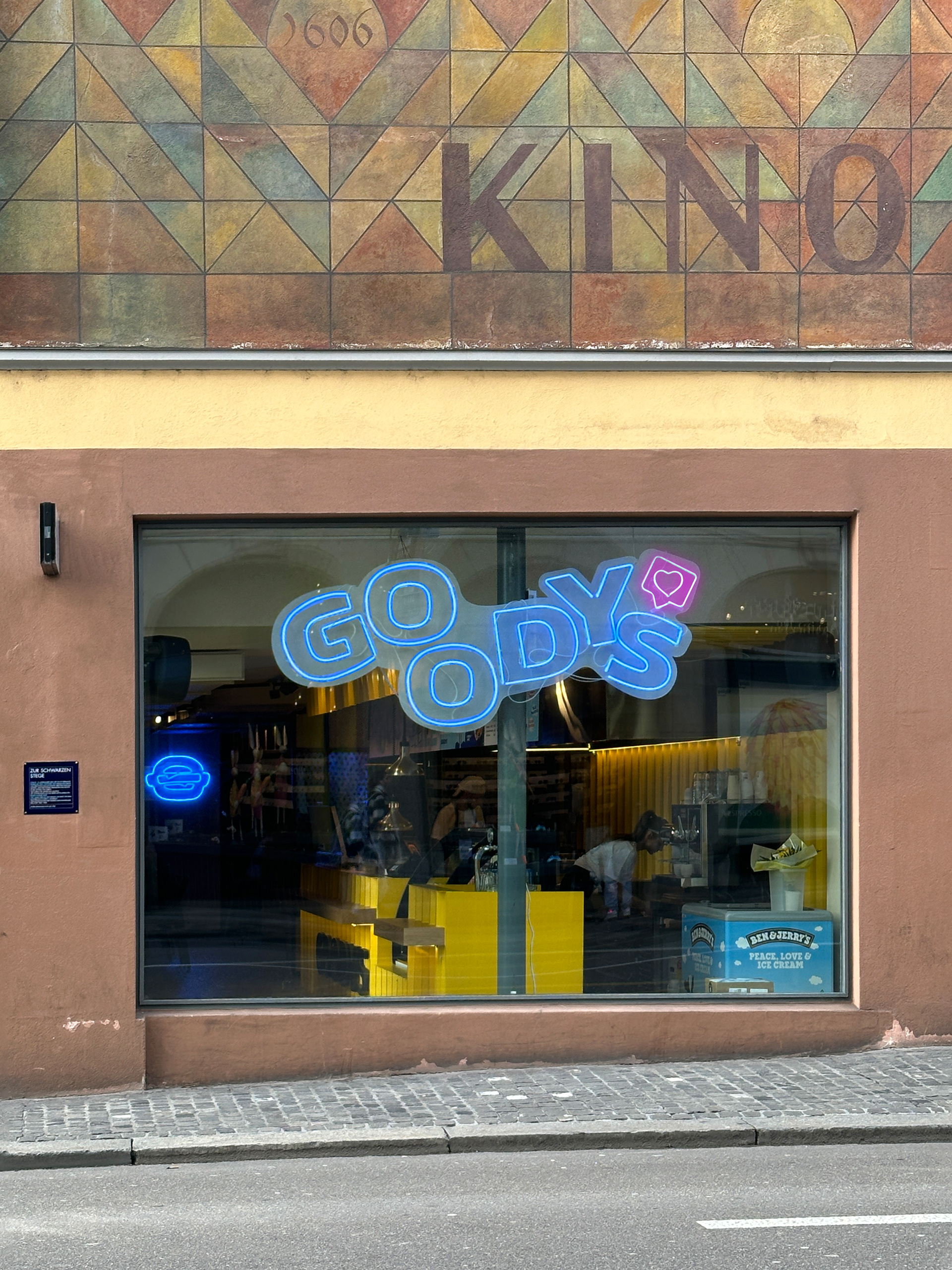 Goody's 汉堡店丨瑞士苏黎世丨Oleg Volosovskiy,Julia Klymenko-12