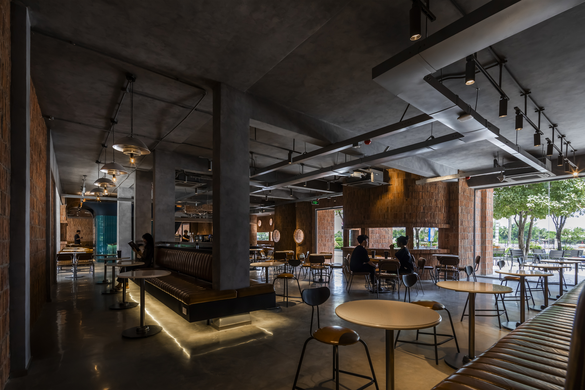 卡蒂纳特西贡宾阳咖啡馆丨越南丨Sawadeesign Studio-35